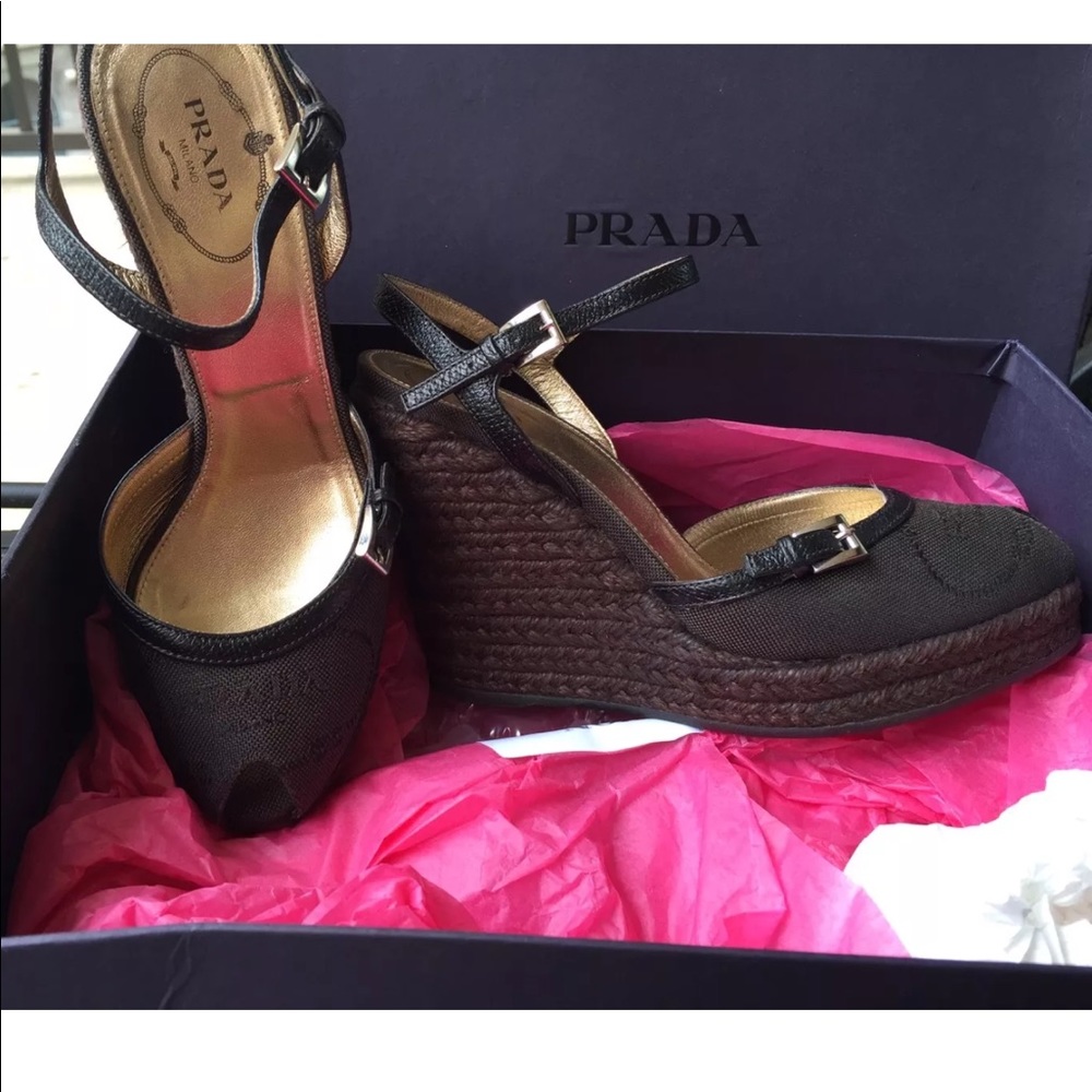 NWOB PRADA Espadrille Calzature  size 37 7